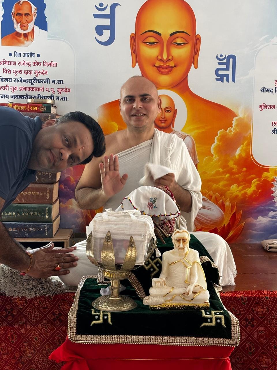 Mahavir Was Born for the Welfare of All, Jain Monks Say in Kanpur