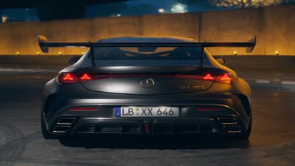 Mercedes-AMG CLE 646 Spezialanfertigung Unveiled 646 PS V8, RWD, Just 30 Units