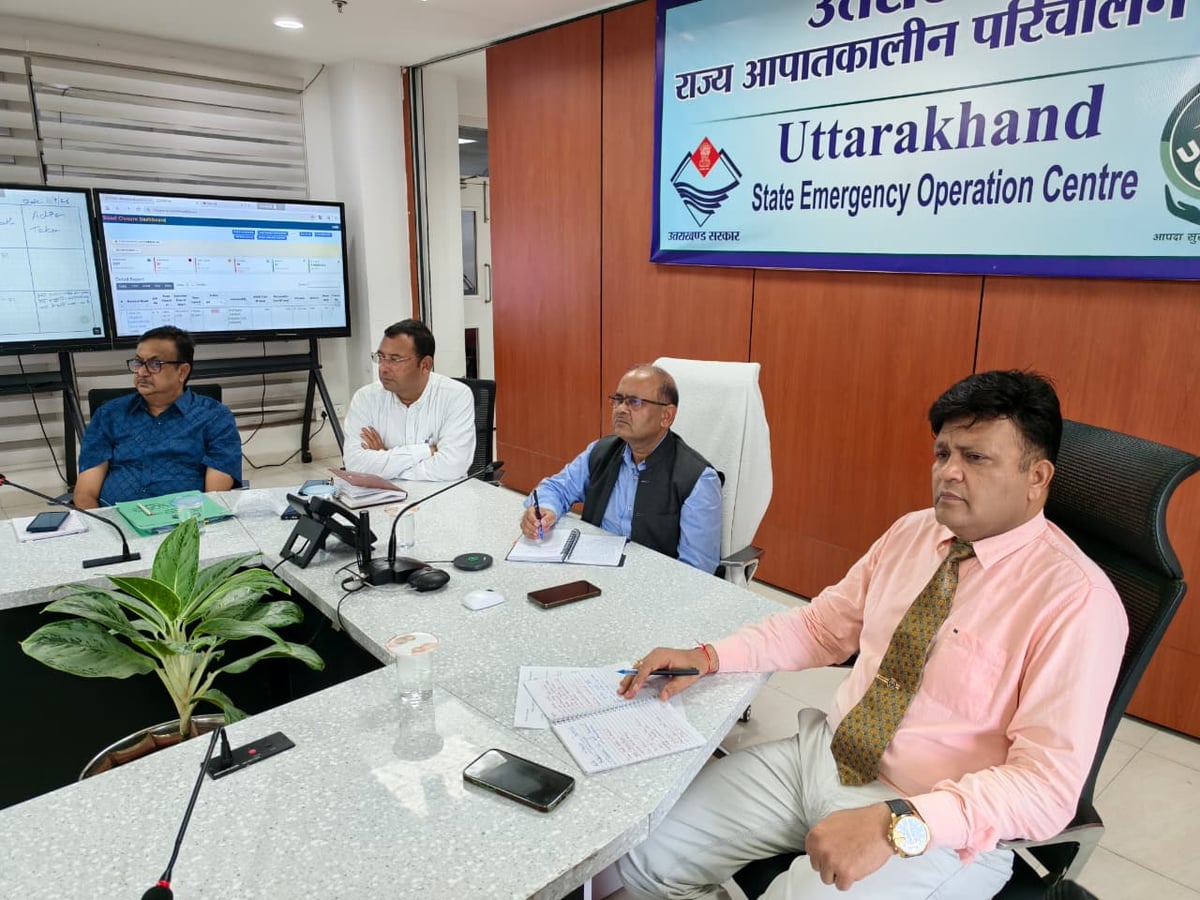 उत्तराखंड: हर स्कूल का बनेगा आपदा प्रबंधन प्लान, चेतावनी-सूचना से लेकर खोज-बचाव तक की होगी व्यवस्था