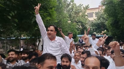 दीपक चौहान चुने गए अध्यक्ष