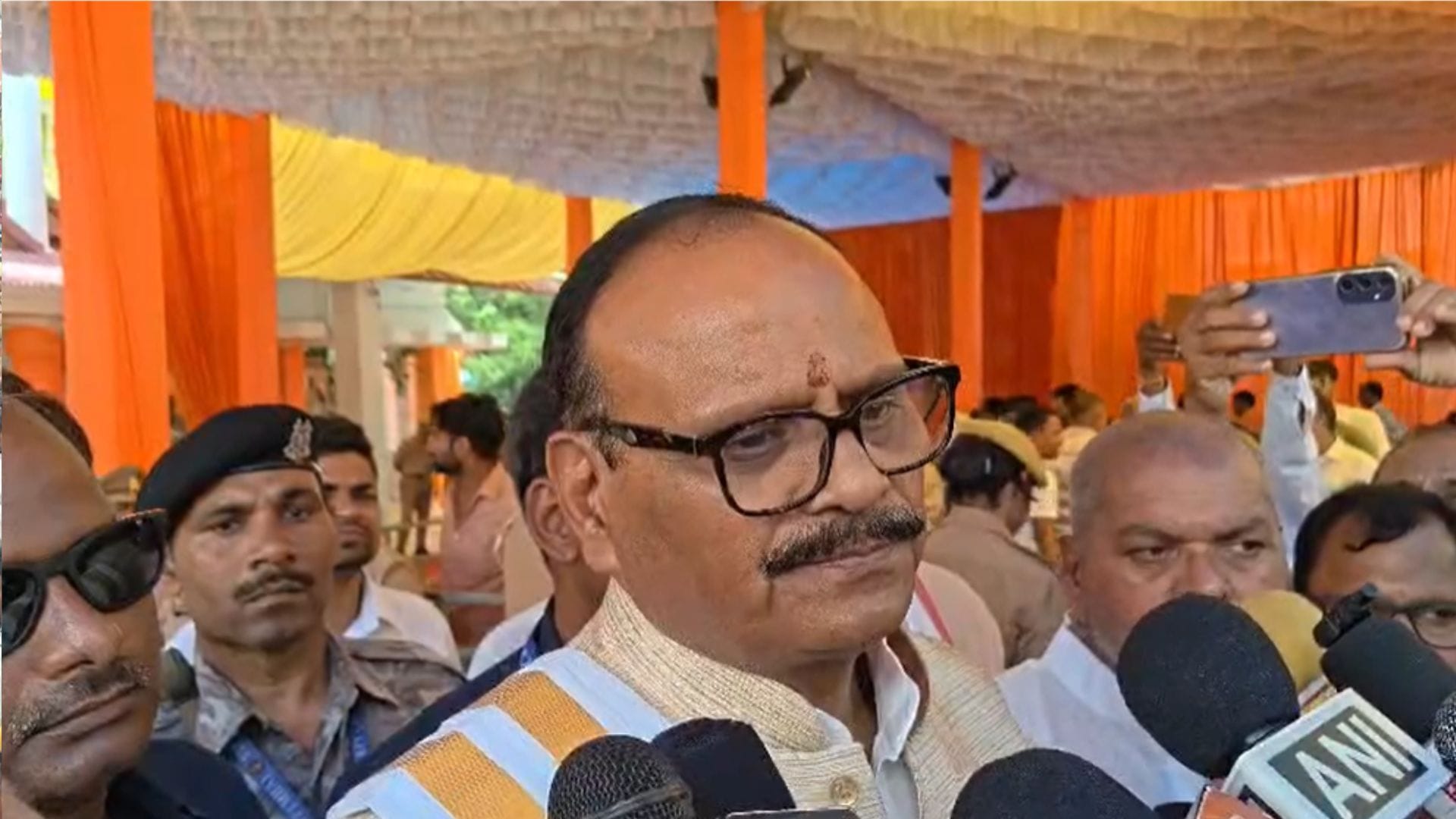 उपमुख्यमंत्री बृजेश पाठक