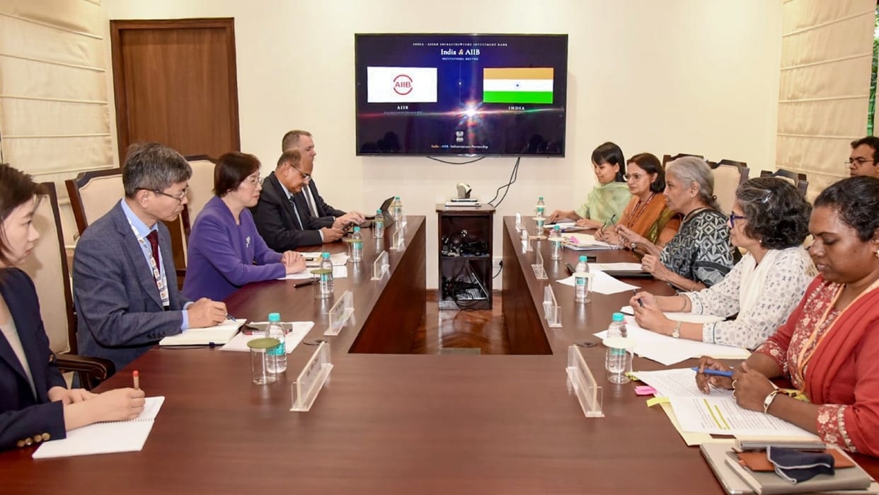 Finance Minister Sitharaman Meets AIIB Chief, Discusses Deeper India Partnership