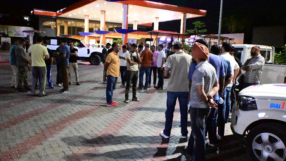चंडीगढ़ सेक्टर-52 मैं पेट्रोल पंप पर चली गोली, जांच करती चंडीगढ़ और पंजाब पुलिस