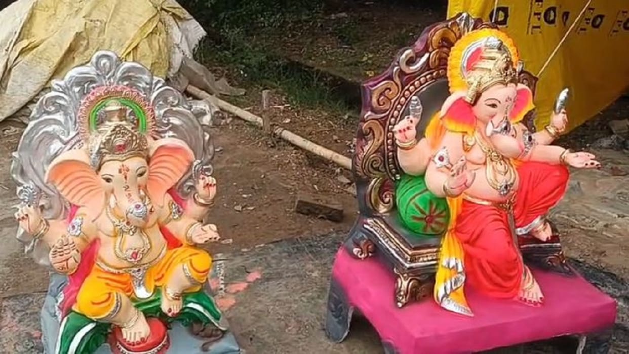 Ganesh Chaturthi 2026 Ganpati Bappa idols fill the markets of Shahjahanpur