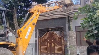 Nitin Murder Case: Villagers Block Meerut-Bijnor Road, Demand Encounter of Accused; Bulldozer Action at Main A