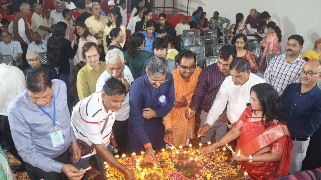 indore-abhyas-mandal-68th-event-sumit-awasthi-speech