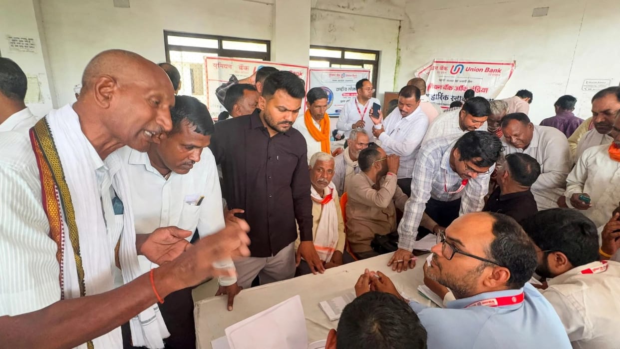 72658 cases taken National Lok Adalat 58039 resolved about 3crore recovered in bank-related cases