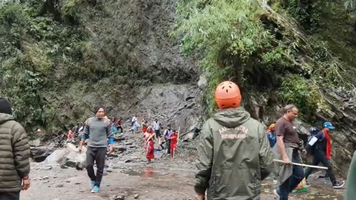 Gaurikund Kedarnath Trek Route Restored at Chirbasa 2,000 Pilgrims Leave for Kedarnath Chardham yatra