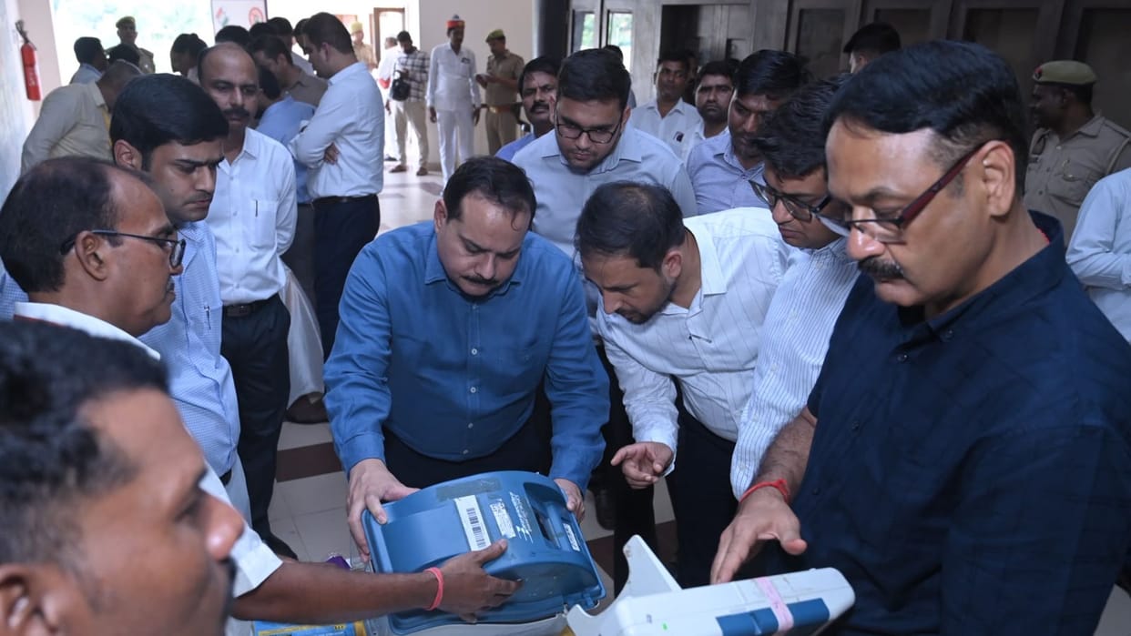Assembly election EVMs and VVPAT training session ahead election officials from 21 districts learned complete