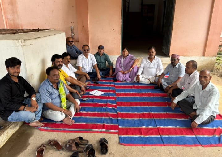 satna-water-crisis-congress-bjp-councillors-protest-filter-plant