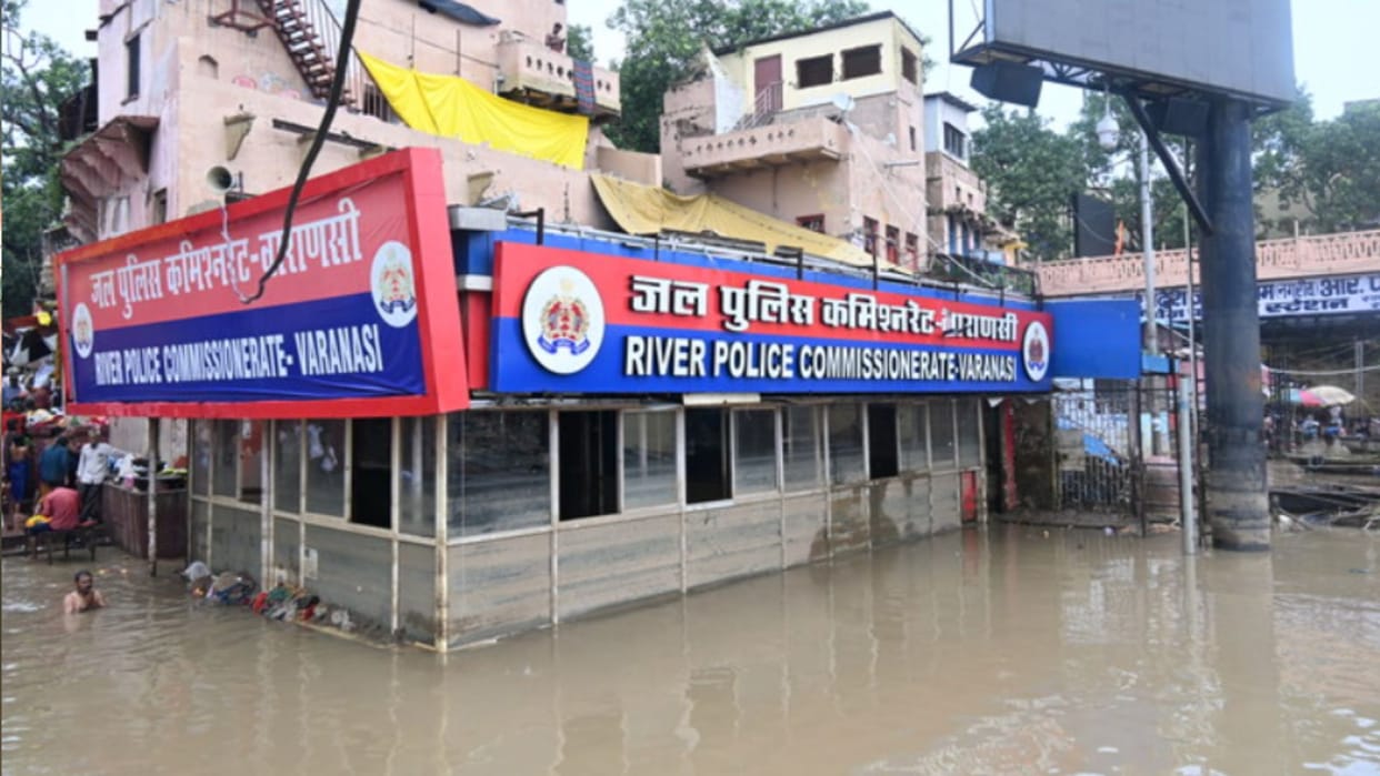 Drop in Ganga water level in Kashi Water recedes below Water Police office level in Varanasi
