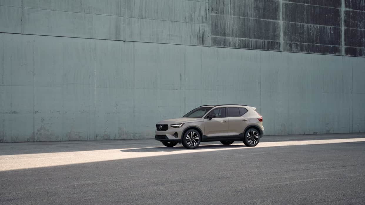 Volvo XC40, EX40, EC40 Updated New Design, 11.2-inch Screen, Google Gemini