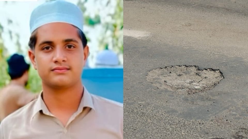 Shamli: E-rickshaw loaded with shuttering materials overturns after wheel falls into a pothole; boy died