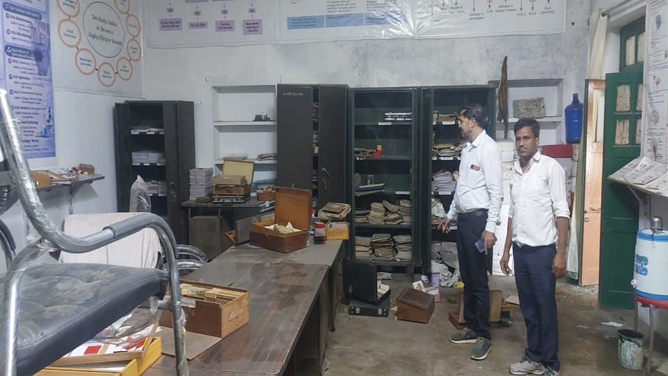 Theft at Divisional Psychology Centre in agra