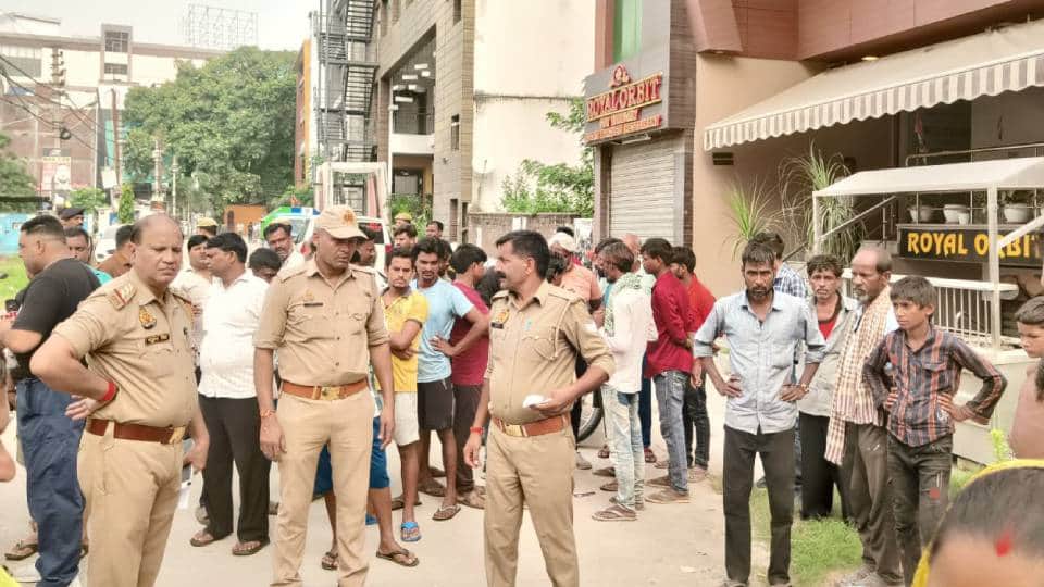 laborer had his throat slit and was murdered after birthday party in Lucknow