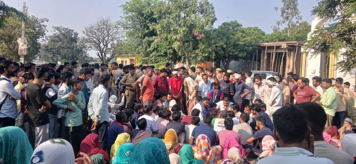 Hastinapur Murder Case: Family Blocks Road With Woman's Body, Police Assure Arrests Within Three Days