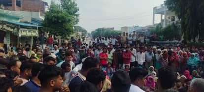 Hastinapur Murder Case: Family Blocks Road With Woman's Body, Police Assure Arrests Within Three Days