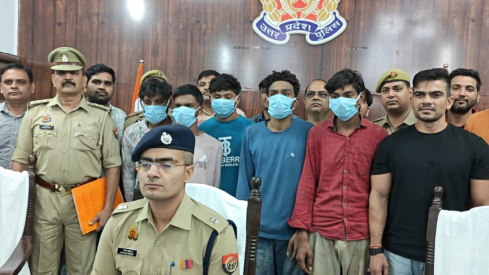 Saharanpur Robbery Case Solved: Five Arrested for Looting Poultry Trader, Cash and Bikes Recovered
