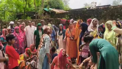 Bijnor Couple Found Dead: Woman’s Body Tied to Tree in Ganga, Husband Found Hanging