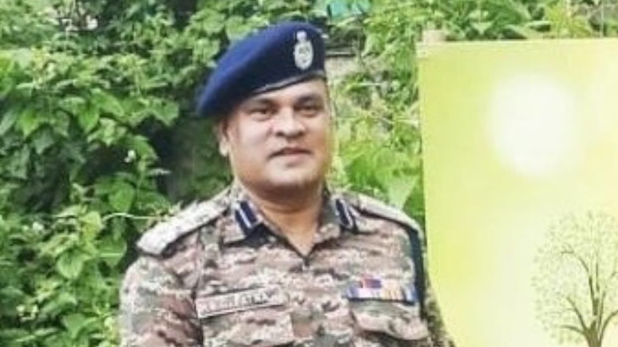 CRPF DIG bc Patra reinstated; probe to continue