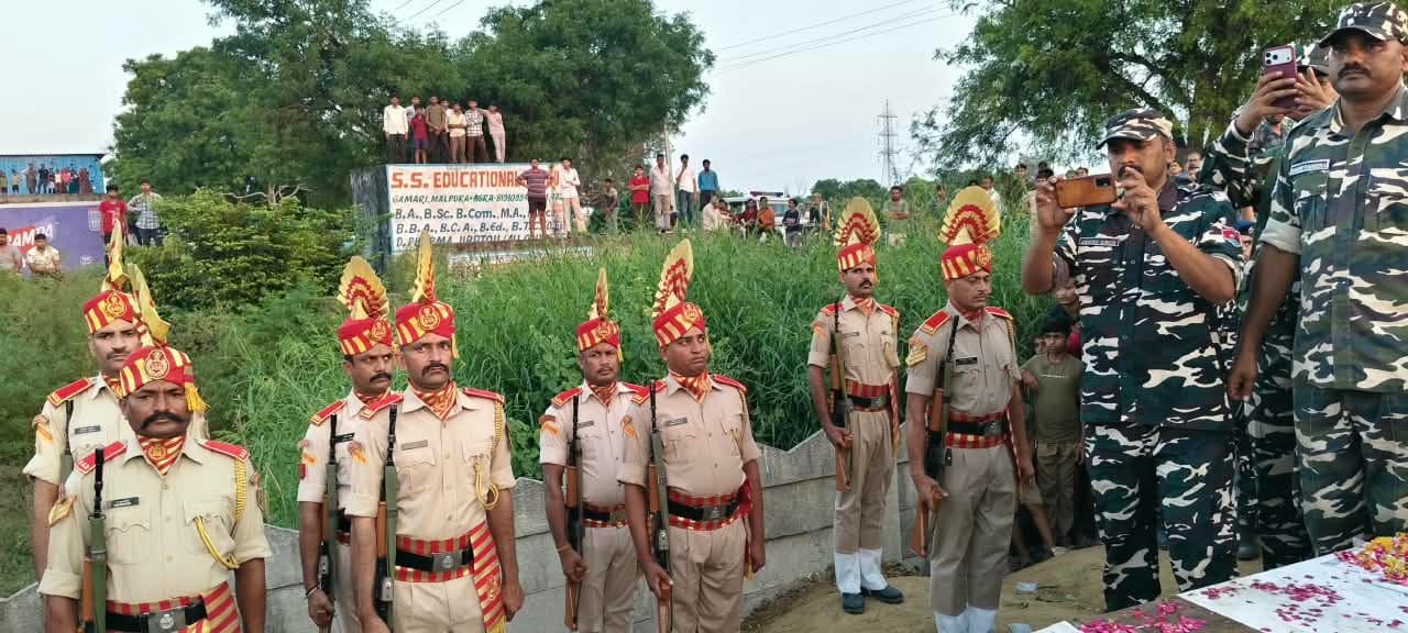 Brave SSB Jawan Abhishek Yadav Given Tearful Farewell by Thousands in Agra