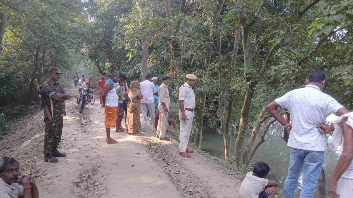 मौके पर मौजूद पुलिस