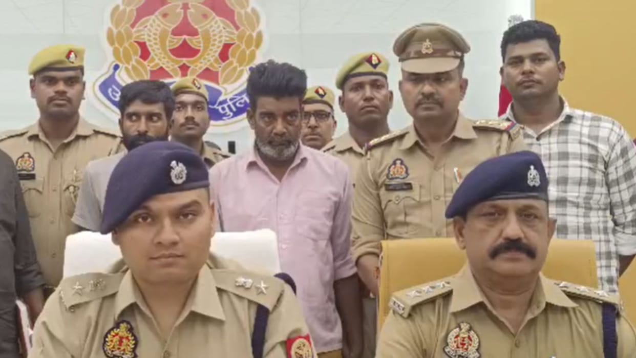 Two smugglers arrested in Sonbhadra with cannabis worth ₹1.10 crore in cargo vehicle