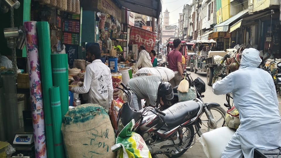 Vending zone and parking in the old market of Hathras