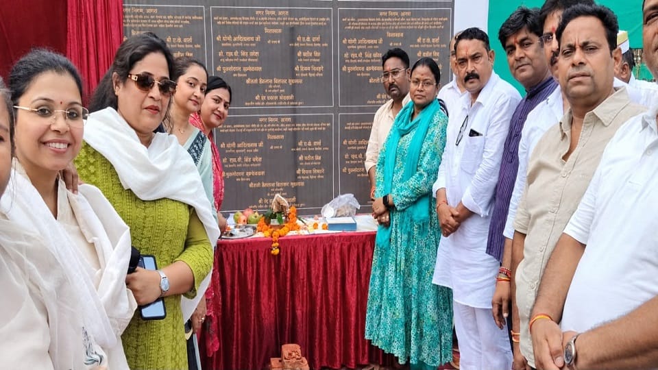 12 Crore Development Works Launched in Janakpuri: Roads and Drainage to Be Improved