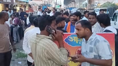 SP leader murdered in Prayagraj Three bike-borne miscreants carried out crime