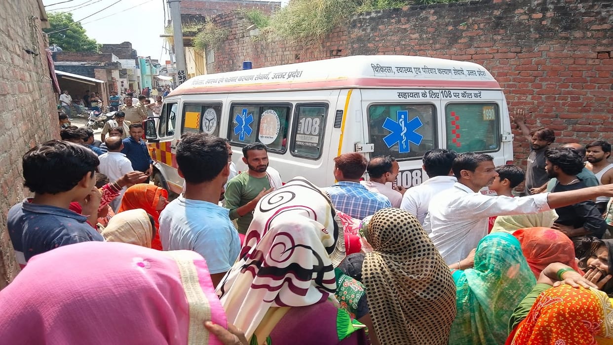 Six family members went to sleep after dinner they were found unconscious in Budaun