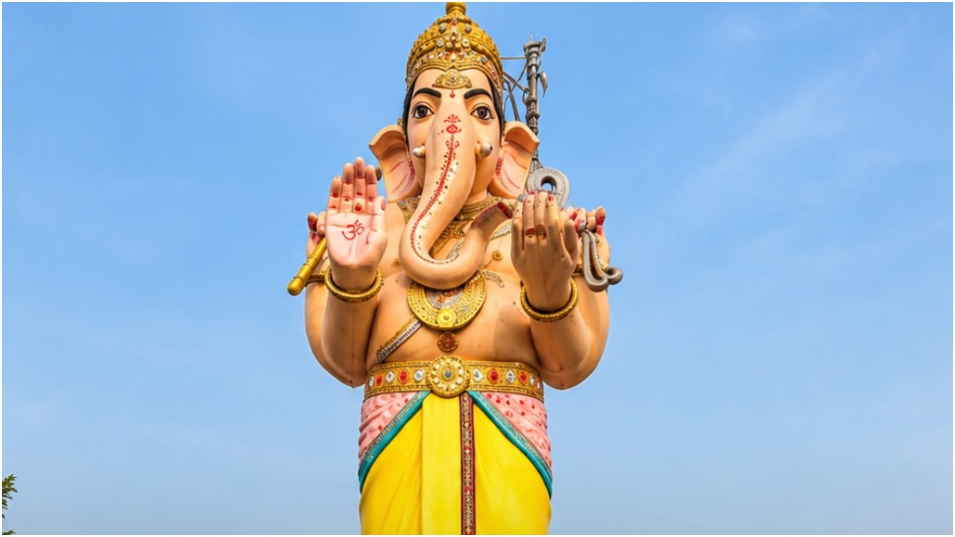 Best Ganpati Pandals In Delhi NCR 2026: Locations, Routes And Metro Station