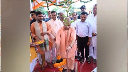 One lakh youths in UP to get jobs in the next six months: CM Yogi
