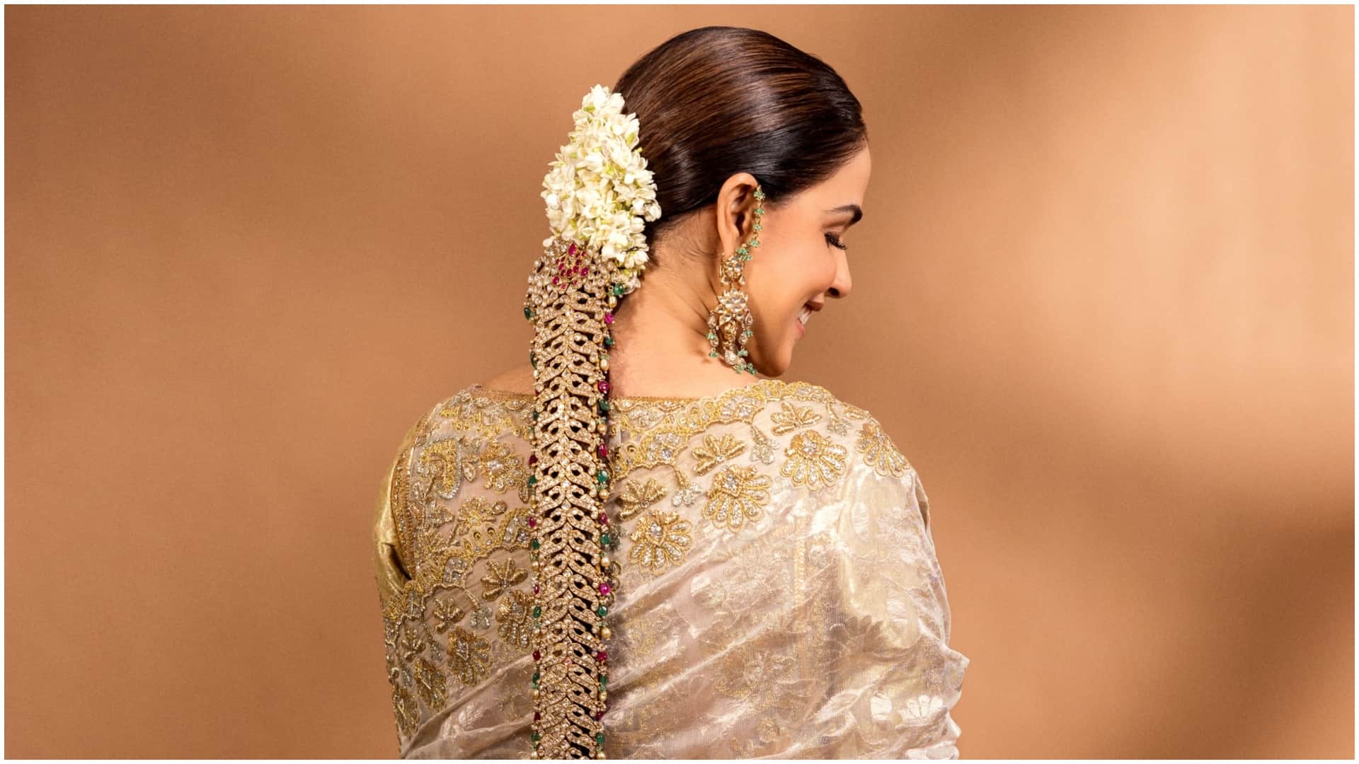 How To Style Kaan Chain Earrings With Saree, Lehenga And Traditional Outfits