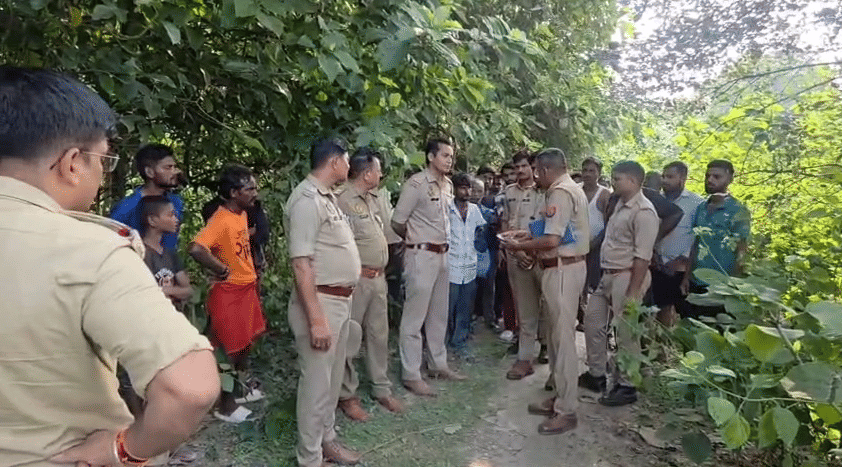 Lucknow: Woman's throat slit on canal bank; discovery of body sparks panic.