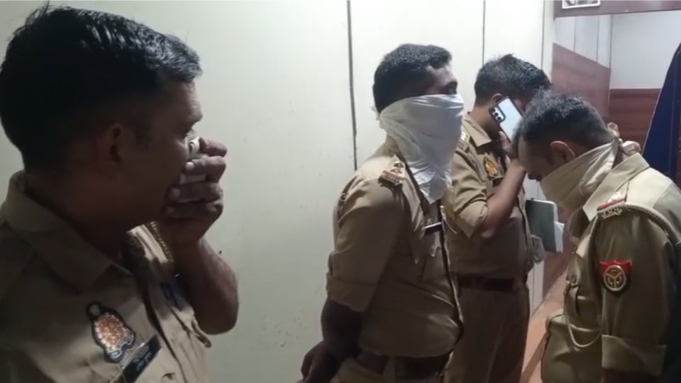 मौके पर पहुंची पुलिस