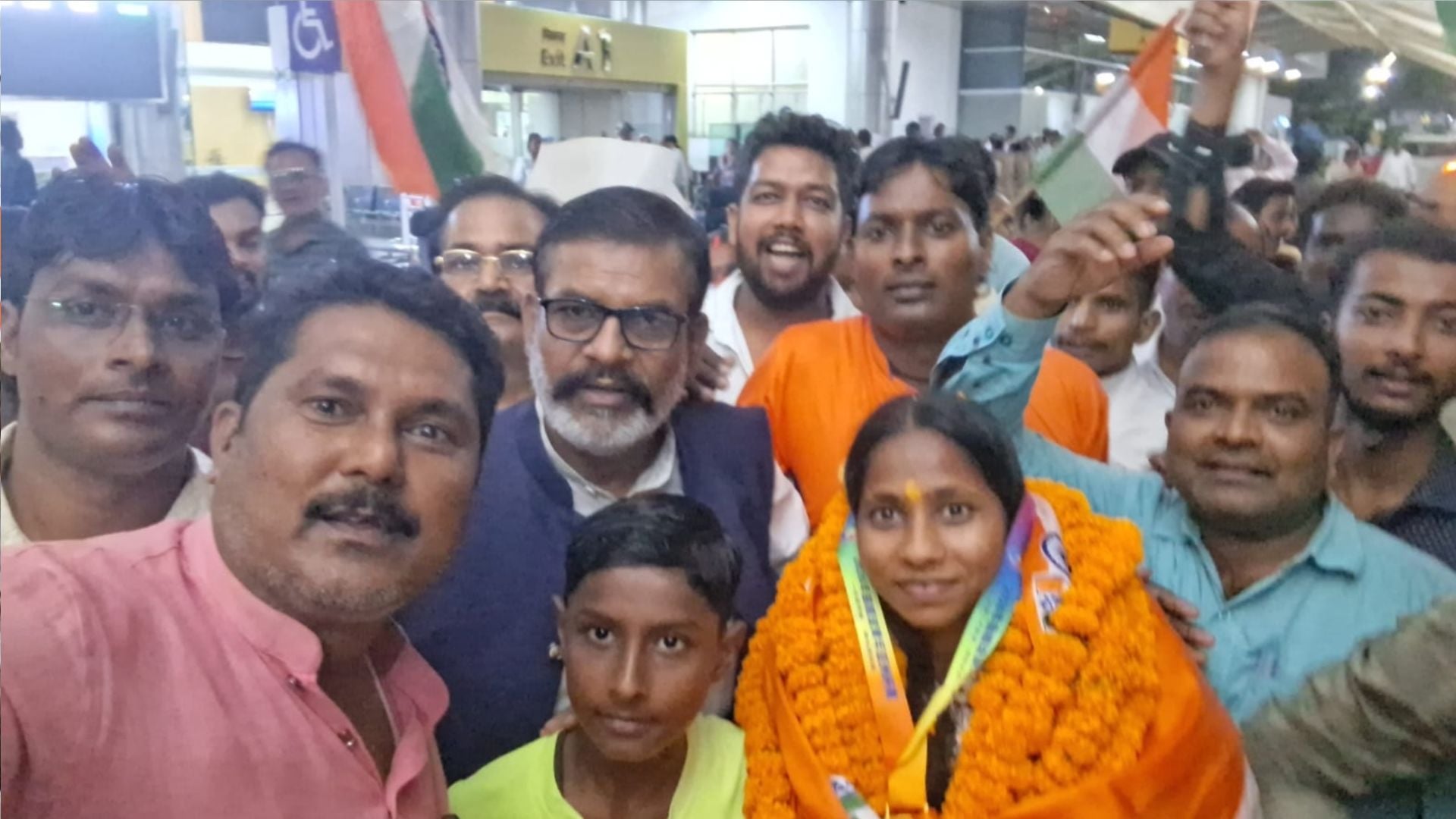 मधु पटेल का भव्य स्वागत