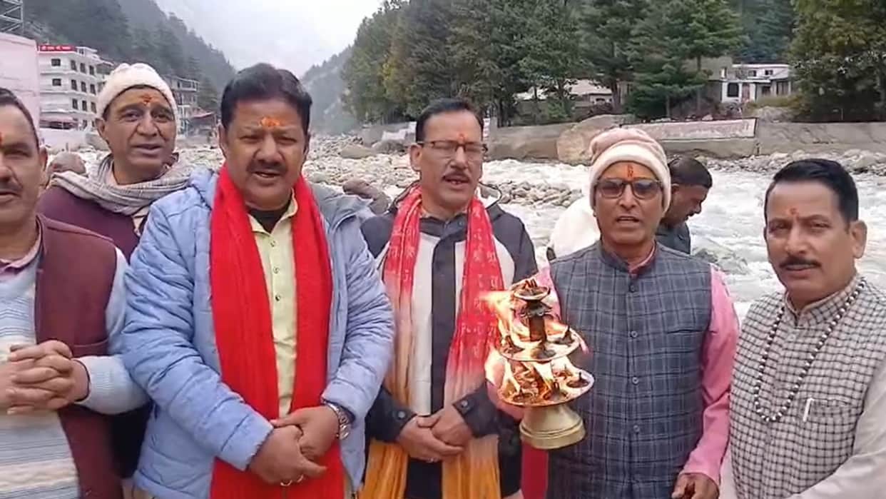 PM Modi Birthday Special Puja Aarti Held at Char Dhams in Uttarakhand badrinath kedarnath gangotri yamunotri