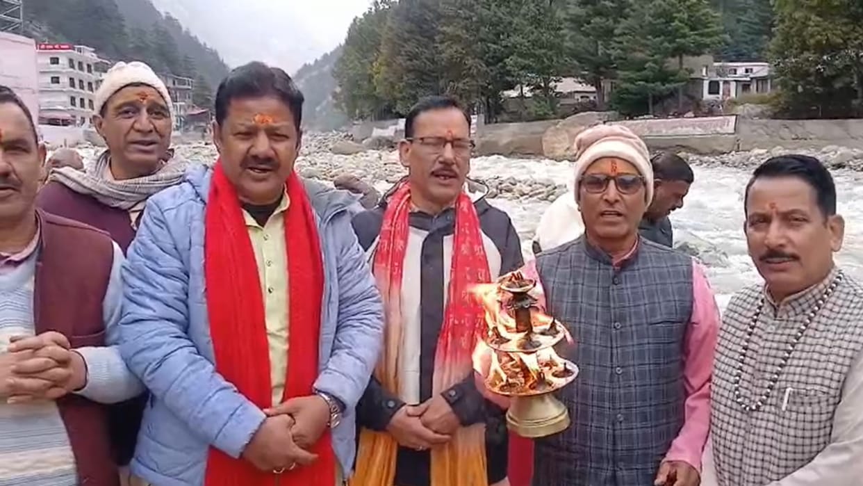 PM Modi Birthday Special Puja Aarti Held at Char Dhams in Uttarakhand badrinath kedarnath gangotri yamunotri