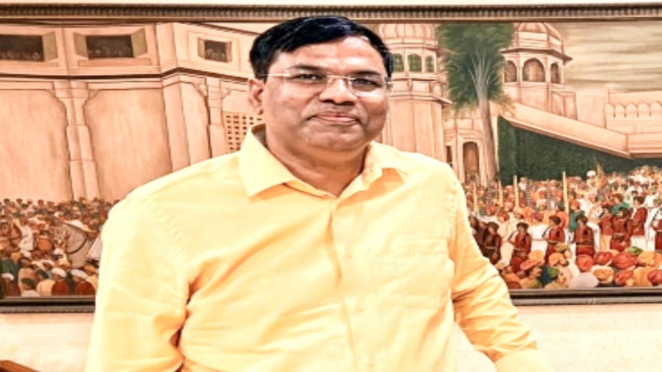 रवि कुमार दिवाकर न्यायधीश