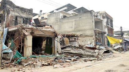 Central Market: 5 complexes and 35 shops across six buildings—including a banquet hall—all razed to the ground