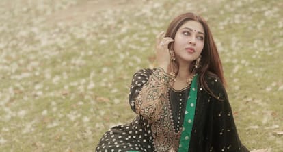 Sonarika Bhadoria calls for kindness and Katrina Kaif trolling asks questions to trollers
