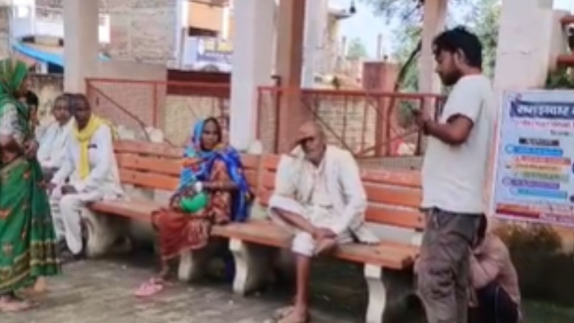 हादसे के बाद पसरा मातम