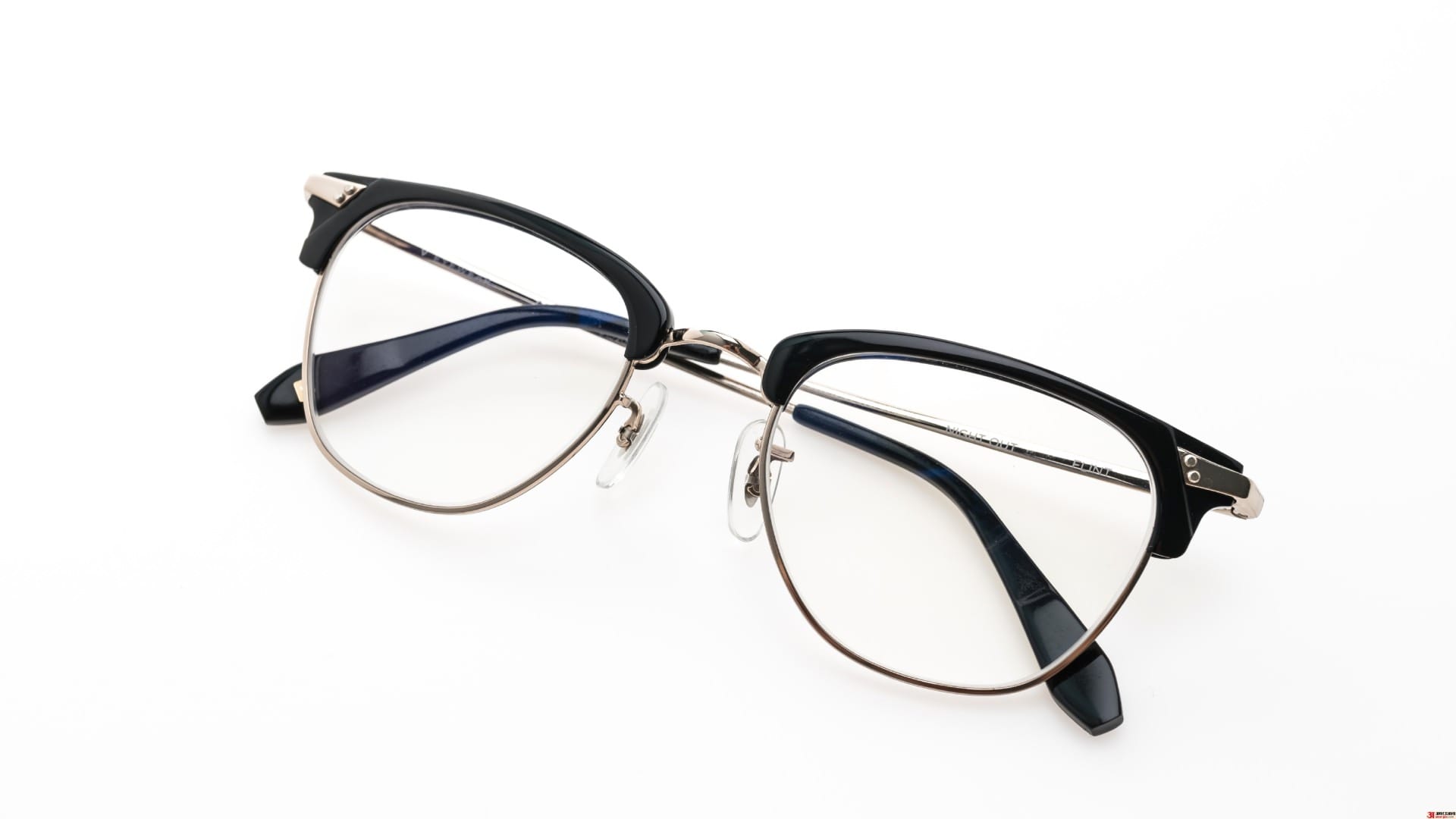 Cleaning Your Glasses With Any Cloth It May Affect the Lens Coating