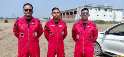 Surya Kiran Pilots on Meerut Air Show: Nine Hawks to Perform at 100 Feet, Tricolor Trails in Sky