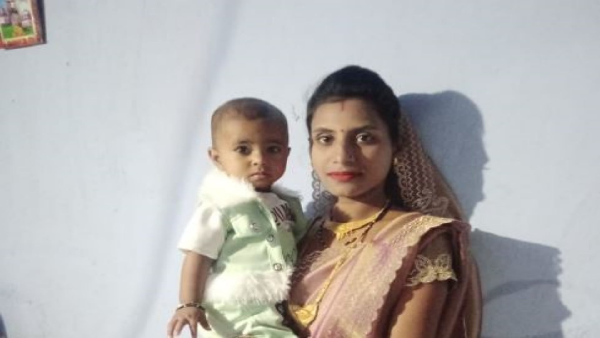 15 महीने के मासूम को लेकर मां ने किया आत्मदाह