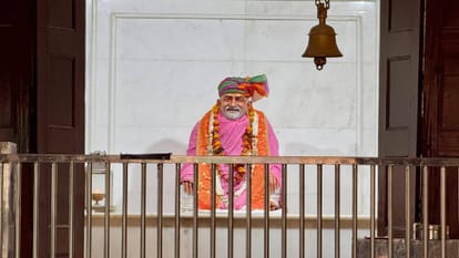 नीब करौरी बाबा