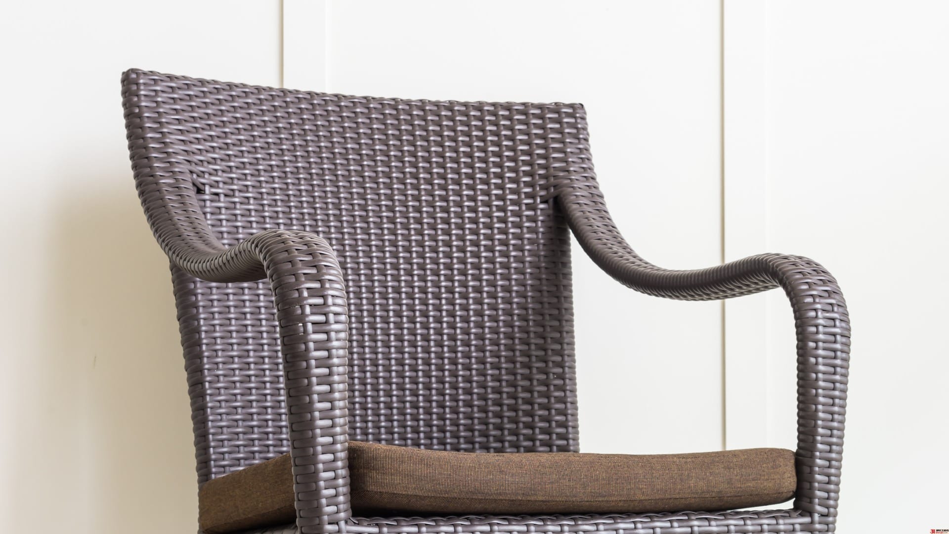 Why Do Plastic Chairs Turn White Over Time Know Before Cleaning