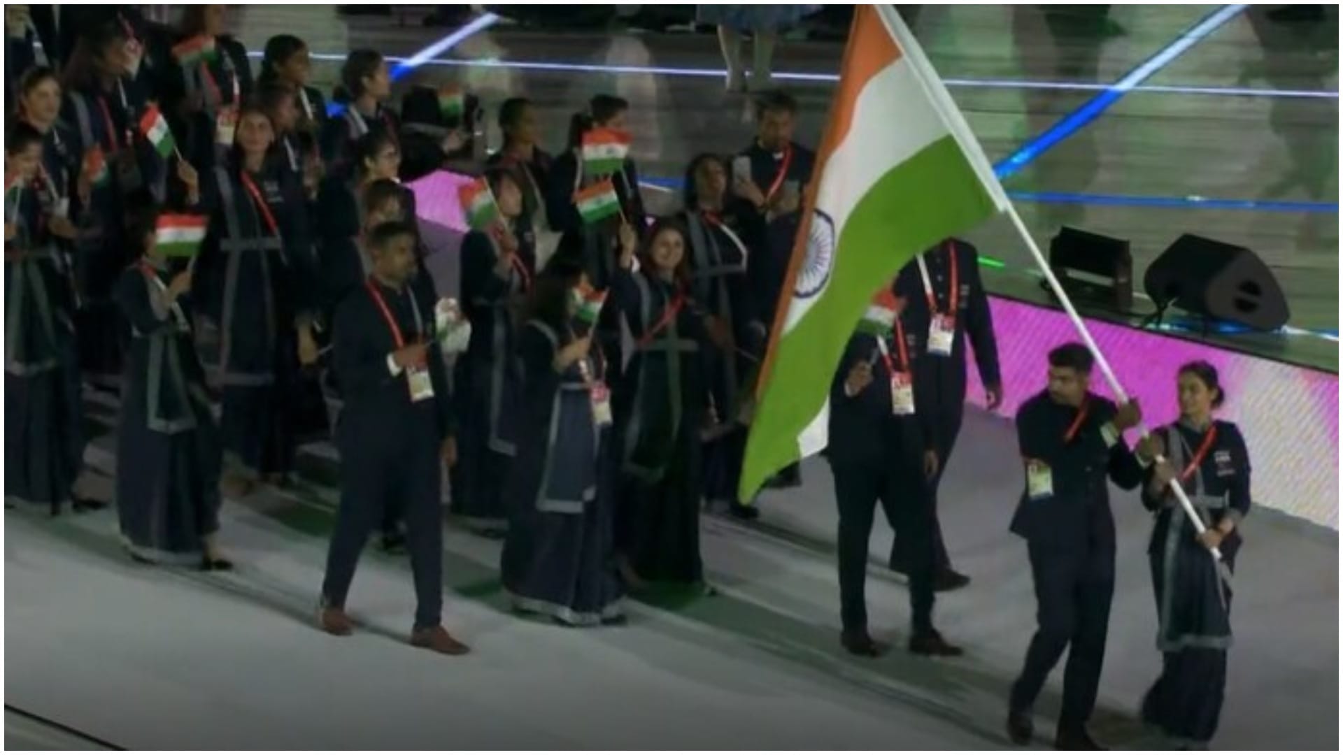 मनु और पवन भारत के ध्वजवाहक रहे