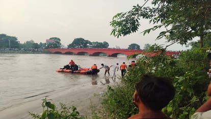Youth drowns in canal during Ganesh idol immersion no trace found in Pilibhit